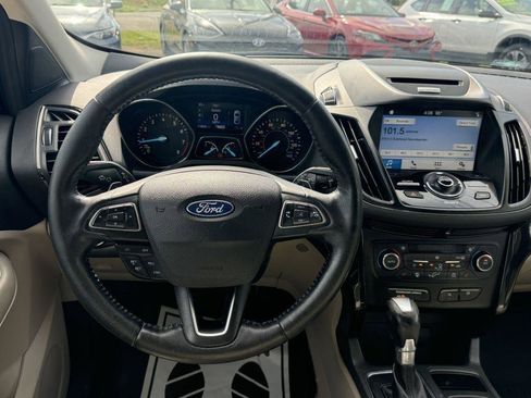 Used 2017 Ford Escape Titanium FWD image 15