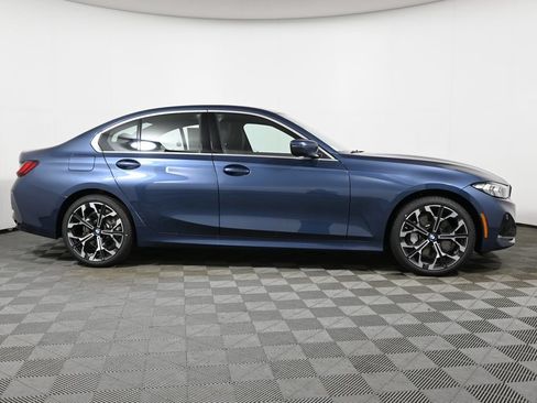 Used 2026 BMW 330i xDrive Sedan w/ Convenience Package AWD/4WD image 8