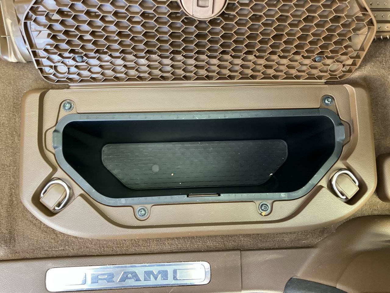 Used 2020 RAM 1500 Laramie AWD/4WD image 37