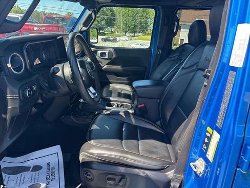 Used 2024 Jeep Wrangler Unlimited Sahara AWD/4WD image 23