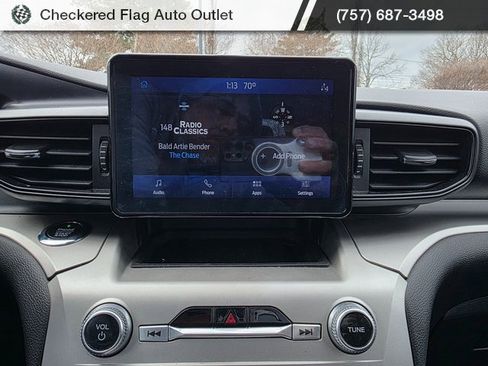 Used 2021 Ford Explorer XLT image 15