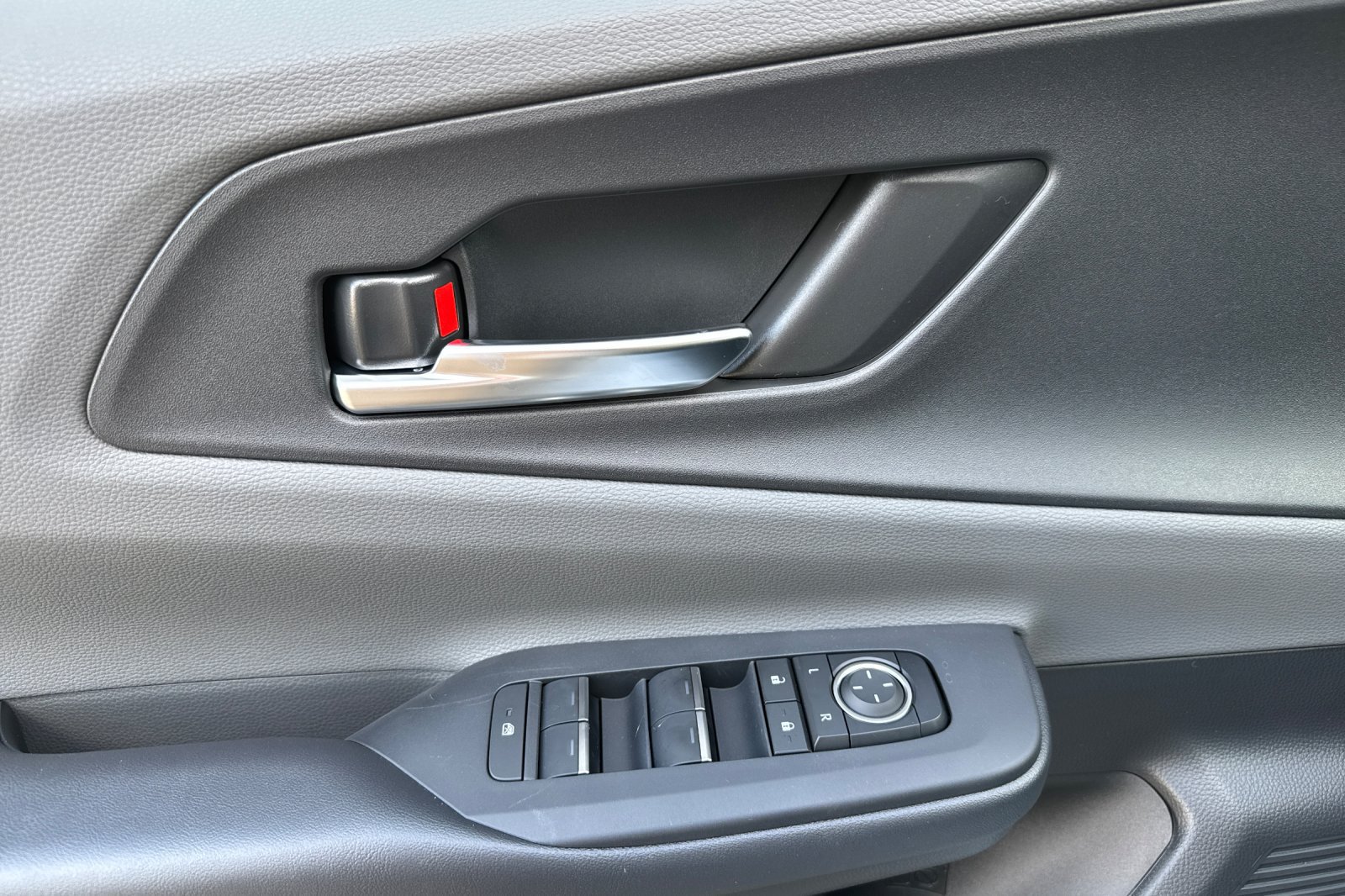 New 2027 Toyota Prius XLE FWD image 11
