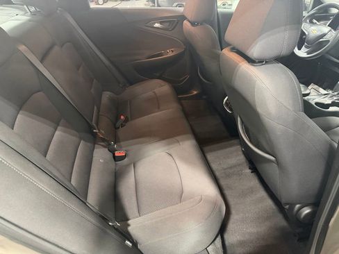 Used 2020 Chevrolet Malibu LT image 8