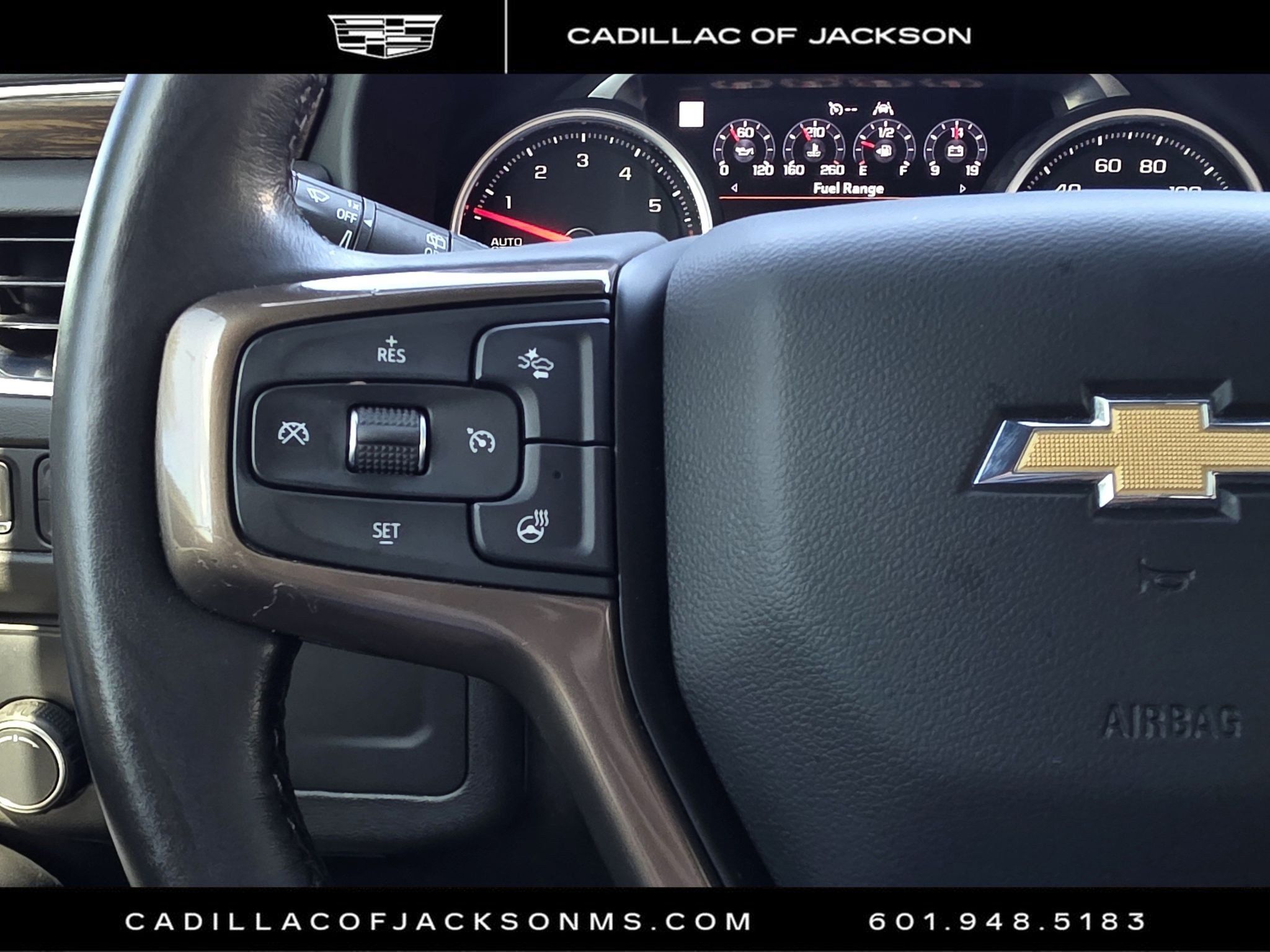 Used 2021 Chevrolet Suburban High Country RWD image 13