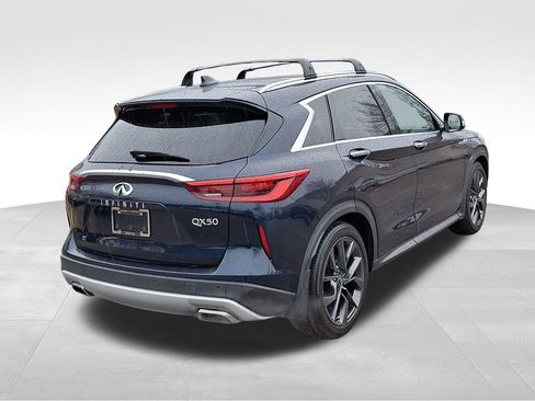 Used 2019 INFINITI QX50 Essential w/ Sensory Package image 6