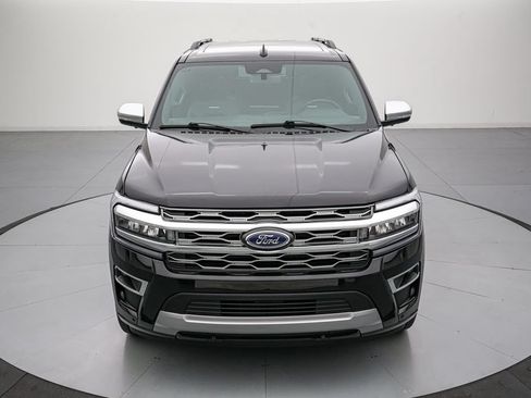 Certified 2024 Ford Expedition Platinum AWD/4WD image 9