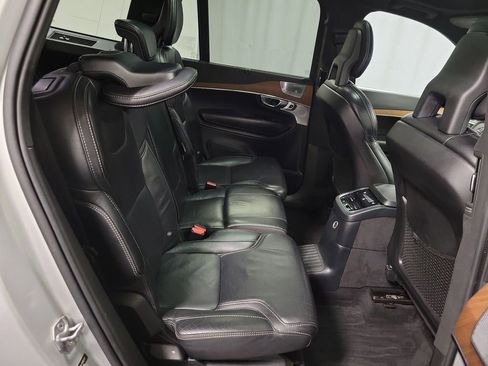 Used 2018 Volvo XC90 T8 Inscription w/ Luxury Package image 28