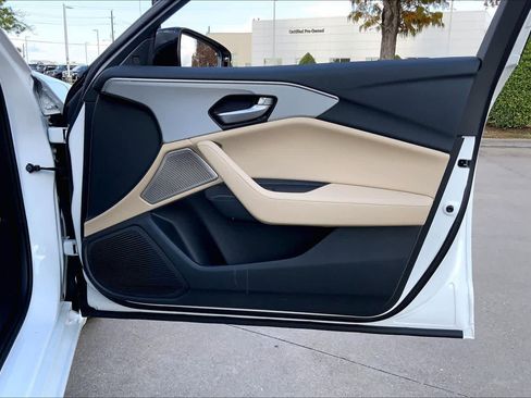 Certified 2025 Acura TLX w/ Technology Package image 20