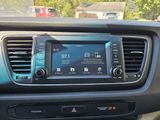 Used 2021 Kia Sedona LX image 4