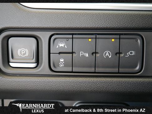 Used 2021 GMC Yukon SLT w/ SLT Luxury Plus Package AWD/4WD image 42