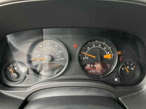 Used 2016 Jeep Patriot Sport w/ Power Value Group FWD image 12