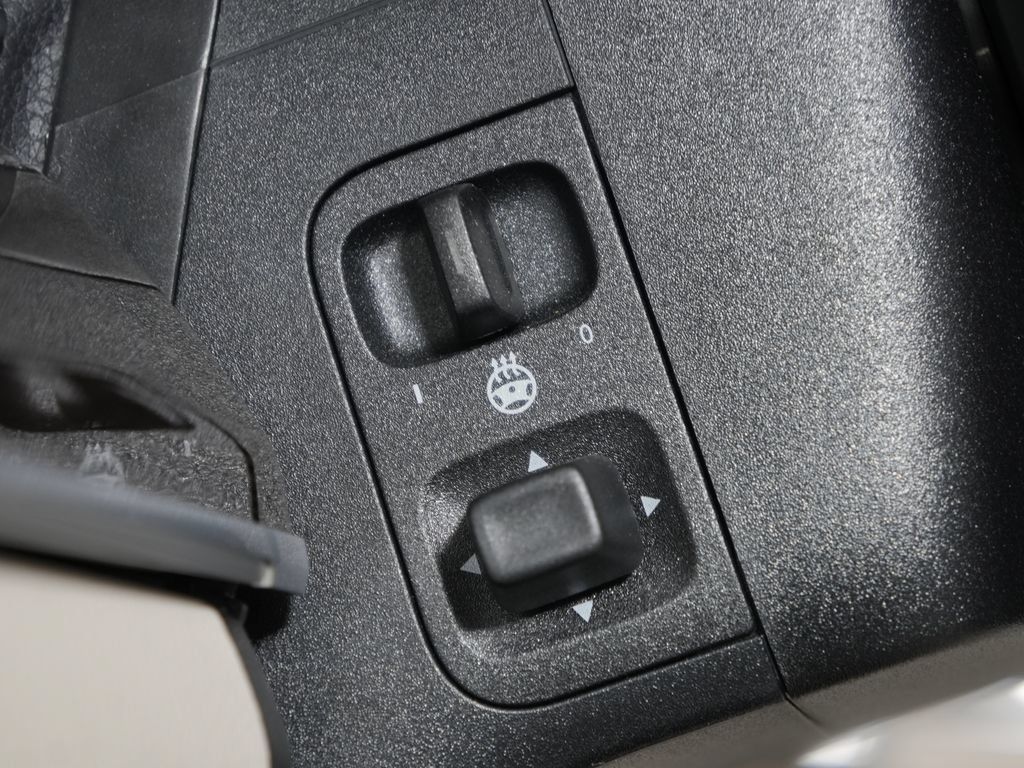 Used 2024 Mercedes-Benz GLE 450e 4MATIC image 23