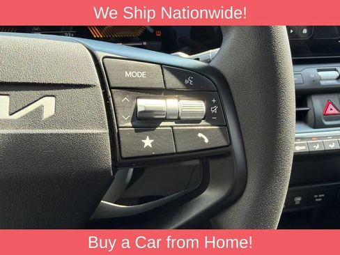 Used 2025 Kia K4 FWD image 13