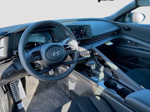 Certified 2026 Hyundai Elantra SEL Sport FWD image 7