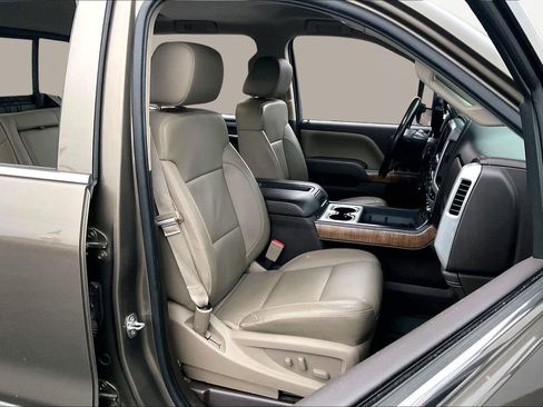 Used 2015 GMC Sierra 1500 SLT w/ SLT Crew Cab Value Package image 29