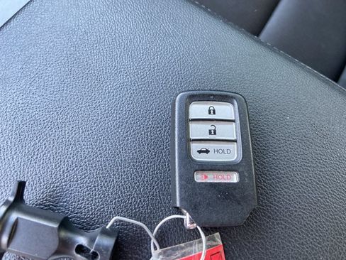 Used 2019 Honda Accord LX image 42