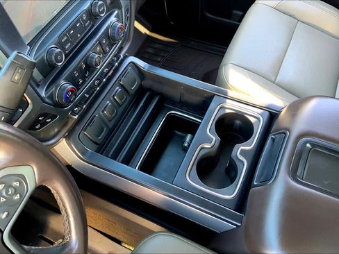 Used 2015 Chevrolet Silverado 2500 LTZ w/ LTZ Plus Package image 14