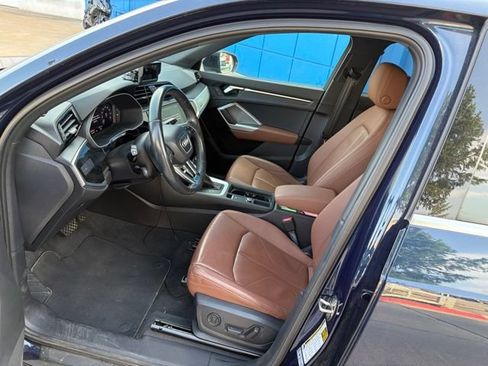 Used 2020 Audi Q3 2.0T Premium w/ Convenience Package AWD/4WD image 12
