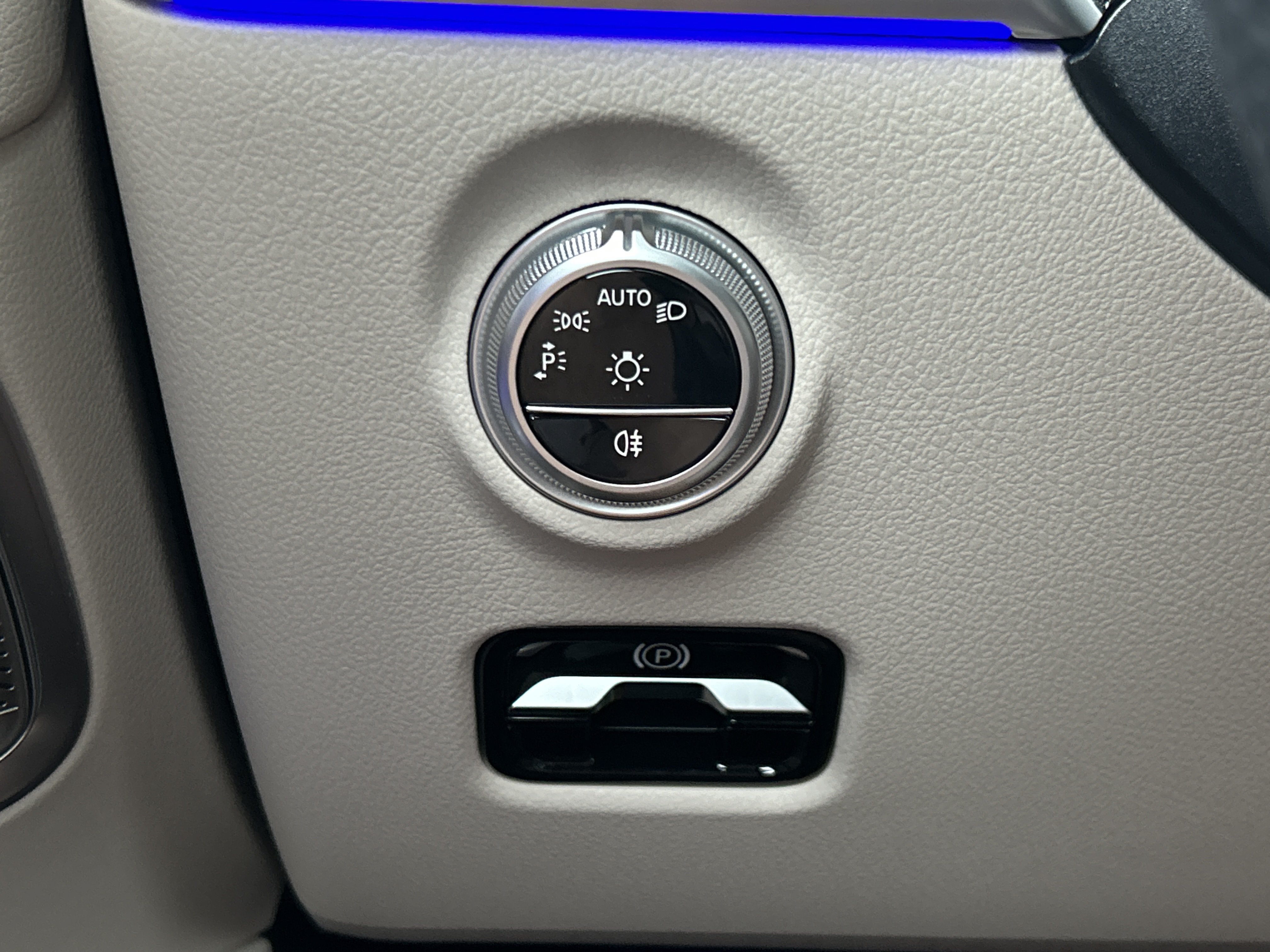 New 2027 Mercedes-Benz CLE 450 4MATIC Coupe image 21