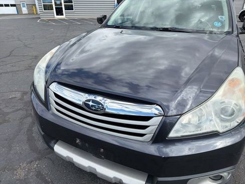 Used 2012 Subaru Outback 2.5i Limited w/ Moonroof Pkg AWD/4WD image 13