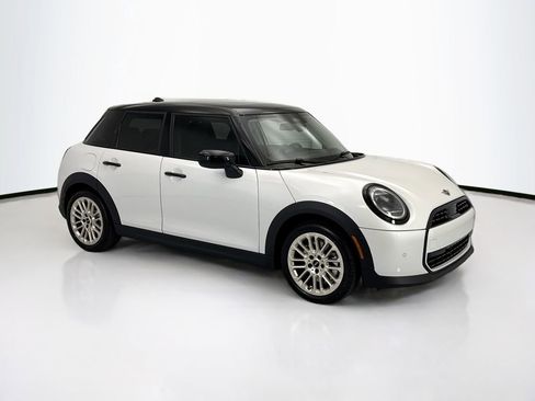 New 2026 MINI Cooper 4-Door Hardtop image 3