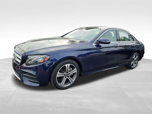 Used 2019 Mercedes-Benz E 300 4MATIC w/ Premium 1 Package image 3