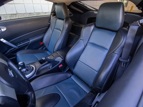 Used 2007 Nissan 350Z Coupe RWD image 14