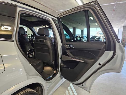 New 2026 BMW X5 xDrive50e w/ M Sport Package AWD/4WD image 38
