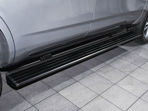 Used 2025 Cadillac Escalade Sport w/ Touring Package image 91