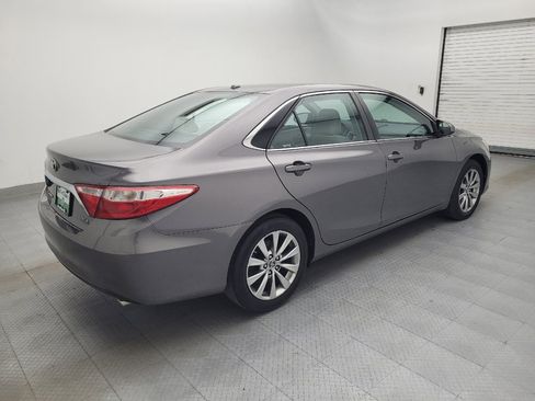 Used 2016 Toyota Camry XLE FWD image 10