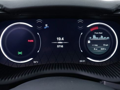 Used 2023 Aston Martin DBX 707 image 21