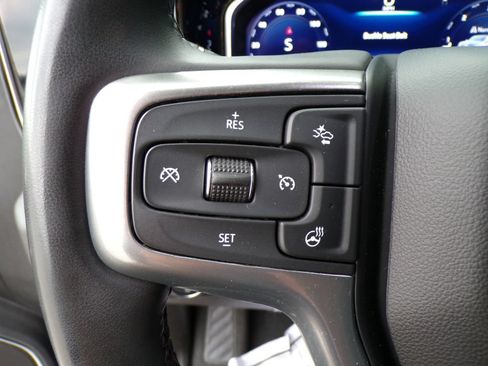 Used 2024 Chevrolet Silverado 1500 LT AWD/4WD image 29