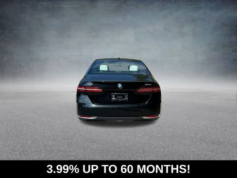 Used 2024 BMW 540i xDrive image 9