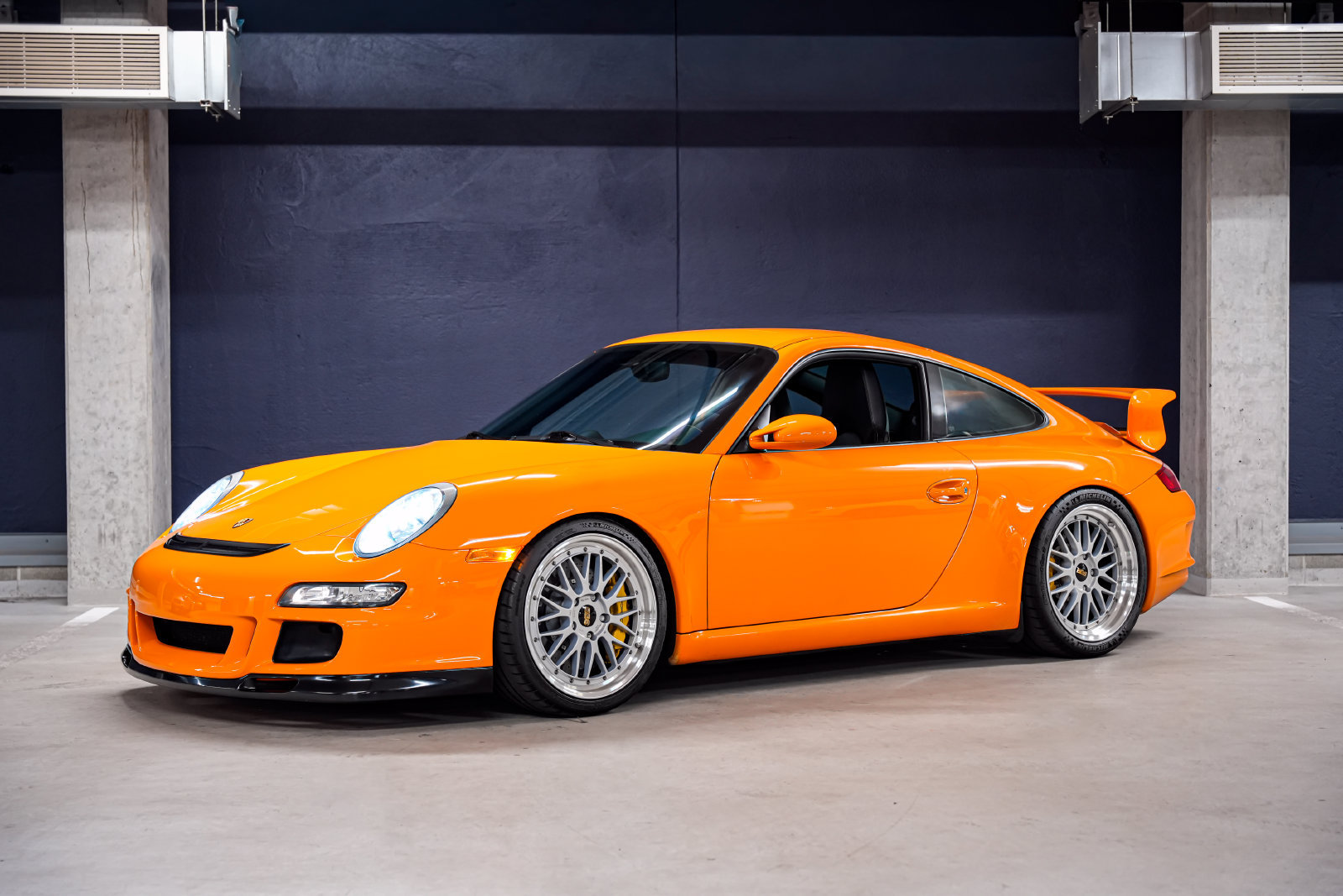 Used 2008 Porsche 911 GT3 RWD image 6