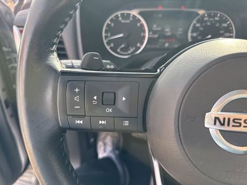 Used 2021 Nissan Rogue SL w/ Premium Package image 23