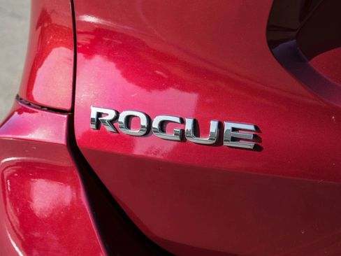 Used 2019 Nissan Rogue SL w/ Premium Package image 51