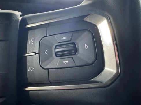 Used 2024 GMC Hummer EV 2X w/ LPO, Illumination Package image 32