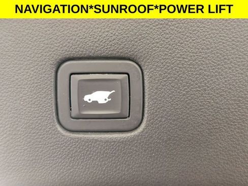Used 2019 Chevrolet Blazer RS FWD image 32
