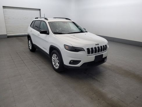 Used 2022 Jeep Cherokee Latitude Lux w/ Mopar Interior Package AWD/4WD image 13