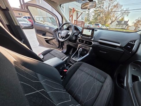 Used 2019 Ford EcoSport SE image 16