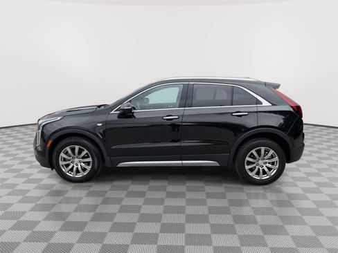 Used 2023 Cadillac XT4 Premium Luxury w/ Cold Weather Package AWD/4WD image 4