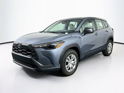 Used 2026 Toyota Corolla Cross L FWD image 3