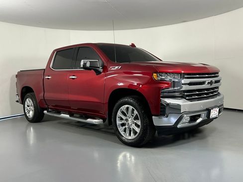 Used 2021 Chevrolet Silverado 1500 LTZ AWD/4WD image 1