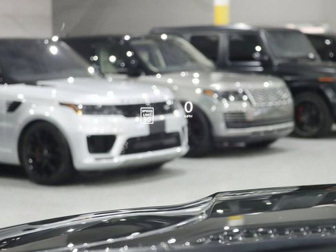 Used 2024 Jeep Grand Wagoneer Series III image 18