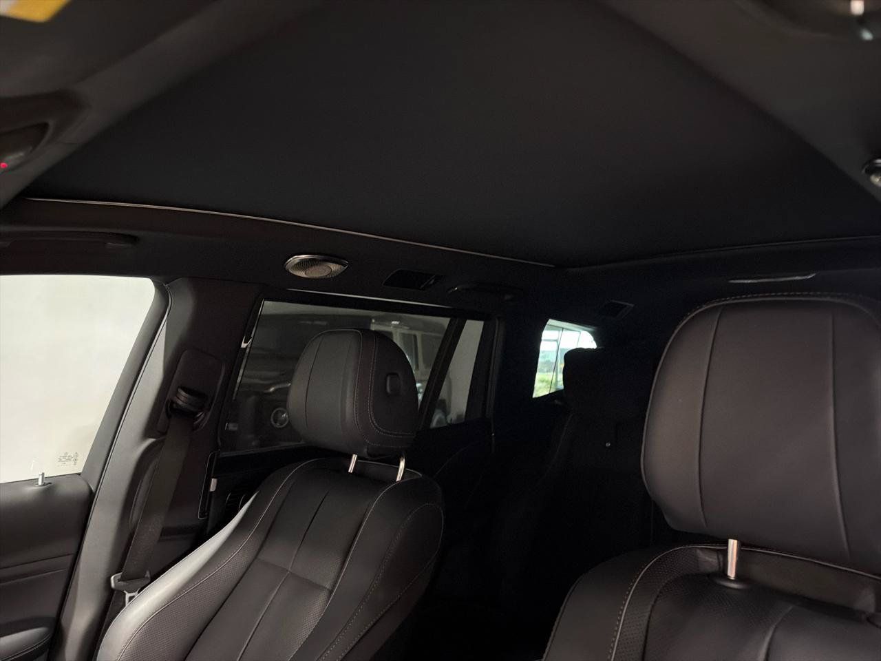 Used 2023 Mercedes-Benz Maybach GLS 600 4MATIC image 23