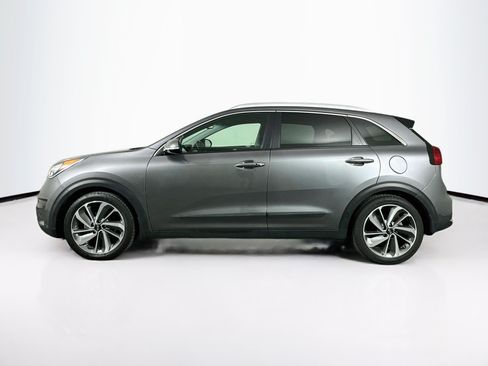 Used 2018 Kia Niro Touring FWD image 4