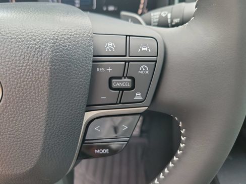 Used 2026 Toyota Camry SE FWD image 20