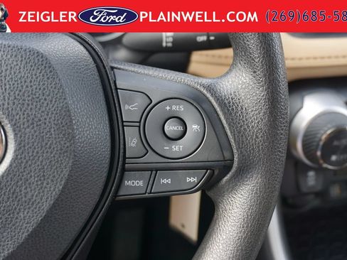 Used 2023 Toyota RAV4 LE AWD/4WD image 22