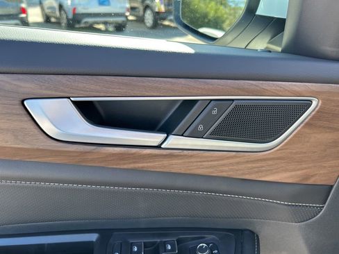 New 2026 Volkswagen Atlas SE image 12