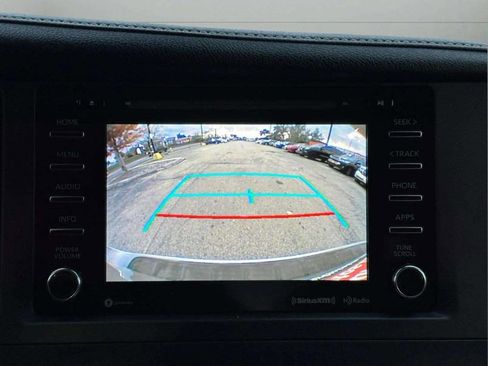 Used 2018 Toyota Sienna image 23